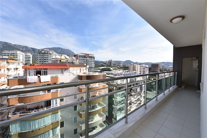 Меблированный пентхаус по привлекательной цене