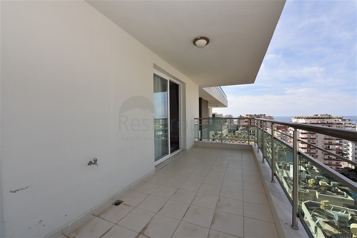 Меблированный пентхаус по привлекательной цене