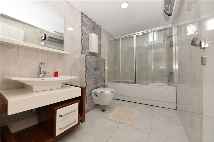 Меблированный пентхаус по привлекательной цене