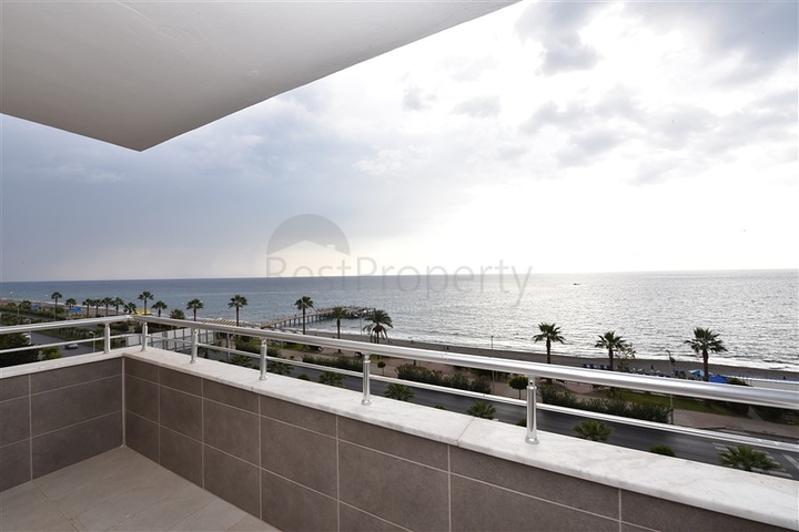 Дуплекс планировки 2+1 с прямым видом на море