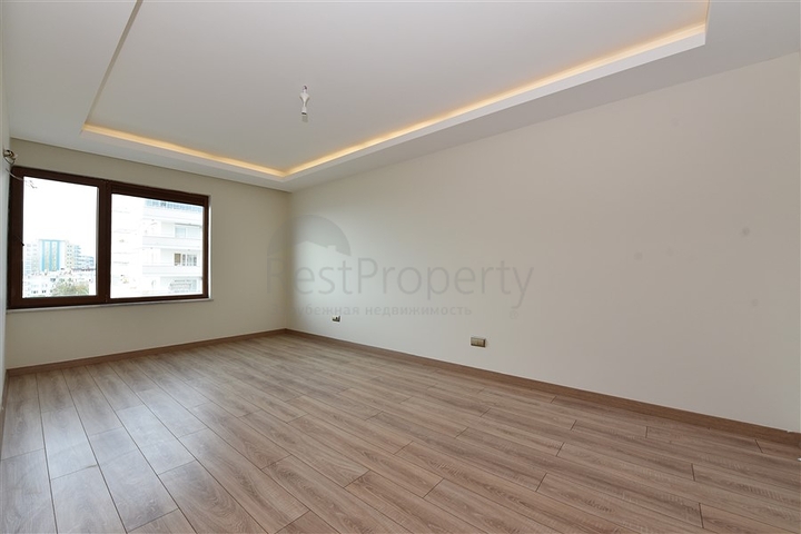 Дуплекс планировки 2+1 с прямым видом на море