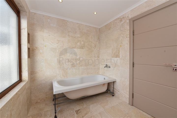 Дуплекс планировки 2+1 с прямым видом на море