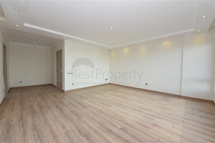 Дуплекс планировки 2+1 с прямым видом на море