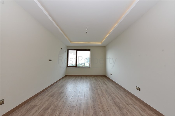 Дуплекс планировки 2+1 с прямым видом на море