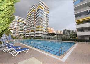 Дуплекс планировки 2+1 с прямым видом на море