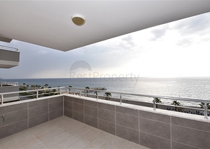 Дуплекс планировки 2+1 с прямым видом на море