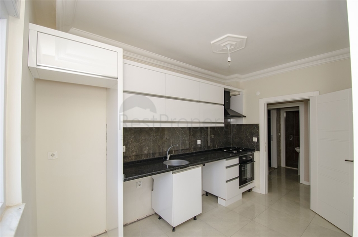 Квартиры 2+1, 3+1 и 6+1 в центральной части города Анталии