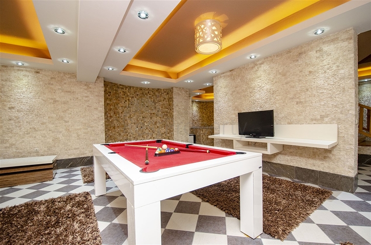 Отдельностоящая вилла 3+1 с мебелью в Асланбуджаке Кемере