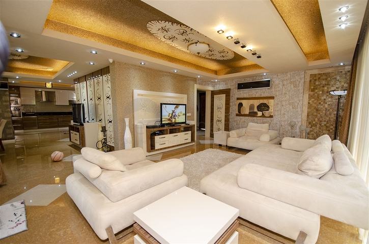 Отдельностоящая вилла 3+1 с мебелью в Асланбуджаке Кемере