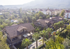 Отдельностоящая вилла 3+1 с мебелью в Асланбуджаке Кемере