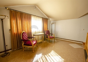 Отдельностоящая вилла 3+1 с мебелью в Асланбуджаке Кемере