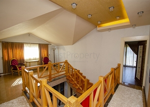 Отдельностоящая вилла 3+1 с мебелью в Асланбуджаке Кемере