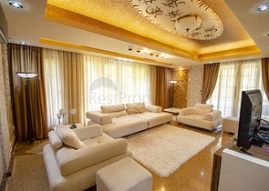 Отдельностоящая вилла 3+1 с мебелью в Асланбуджаке Кемере