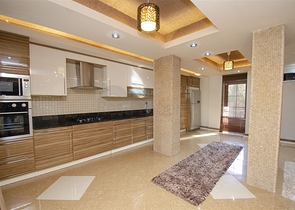 Отдельностоящая вилла 3+1 с мебелью в Асланбуджаке Кемере