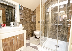 Отдельностоящая вилла 3+1 с мебелью в Асланбуджаке Кемере