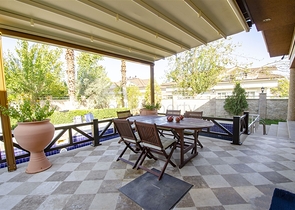 Отдельностоящая вилла 3+1 с мебелью в Асланбуджаке Кемере