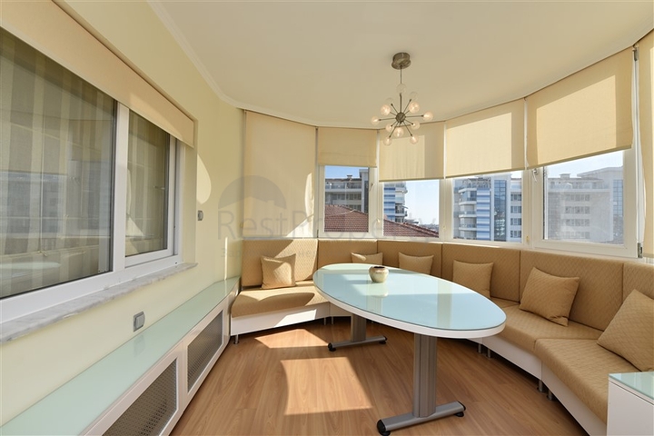 Меблированный пентхаус в районе Джикджилли