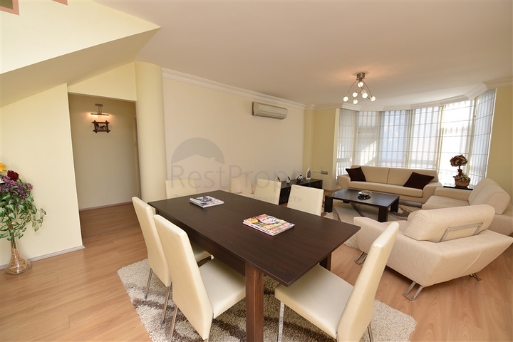 Меблированный пентхаус в районе Джикджилли