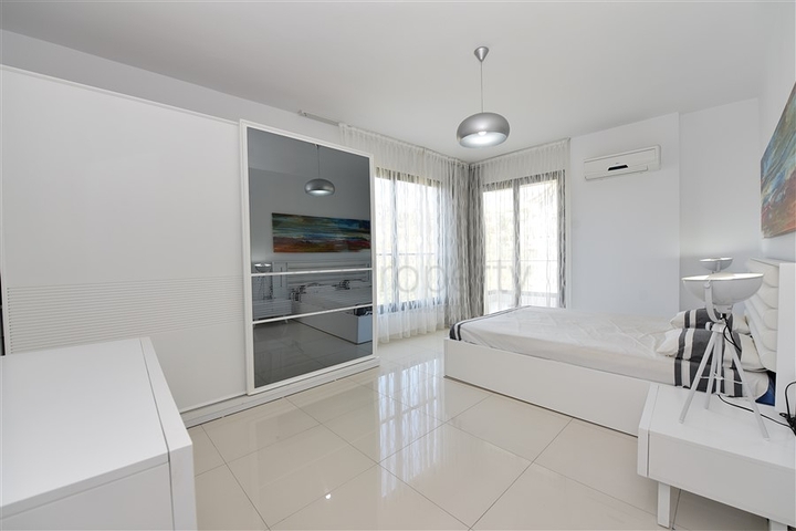 Меблированная квартира планировки 3+1 в Кестеле