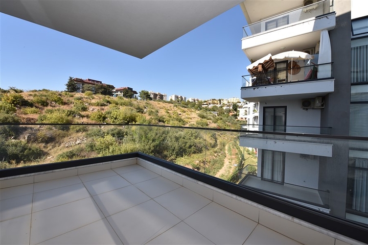 Меблированная квартира планировки 3+1 в Кестеле