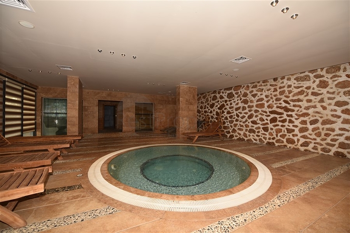 Меблированная квартира планировки 3+1 в Кестеле