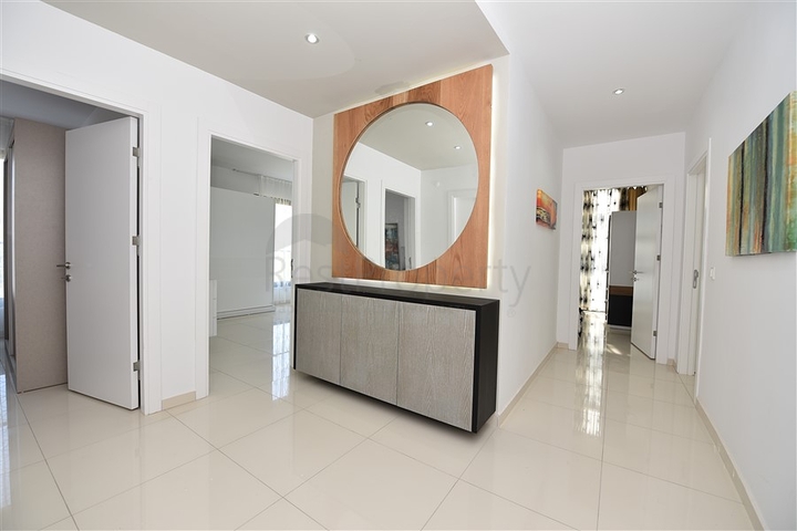 Меблированная квартира планировки 3+1 в Кестеле