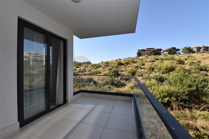 Меблированная квартира планировки 3+1 в Кестеле