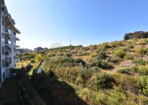 Меблированная квартира планировки 3+1 в Кестеле