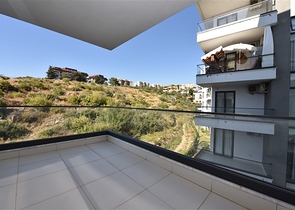 Меблированная квартира планировки 3+1 в Кестеле