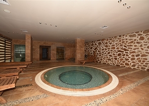 Меблированная квартира планировки 3+1 в Кестеле