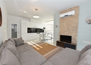 Меблированная квартира планировки 3+1 в Кестеле