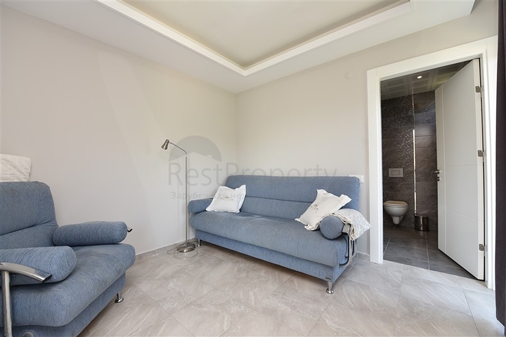 Двухуровневая квартира планировки 4+1 в Кестеле