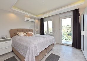 Двухуровневая квартира планировки 4+1 в Кестеле