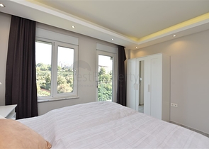 Двухуровневая квартира планировки 4+1 в Кестеле