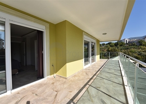 Двухуровневая квартира планировки 4+1 в Кестеле