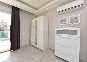 Двухуровневая квартира планировки 4+1 в Кестеле