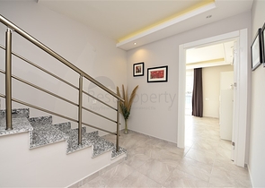 Двухуровневая квартира планировки 4+1 в Кестеле