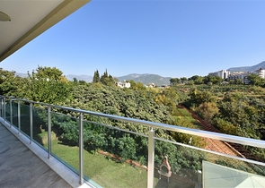 Двухуровневая квартира планировки 4+1 в Кестеле