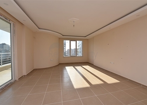 Трехкомнатная квартира в районе Махмутлар