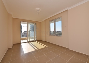 Трехкомнатная квартира в районе Махмутлар