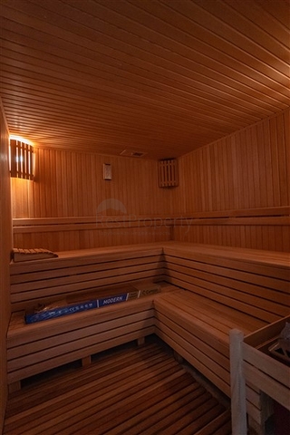 Меблированная квартира с двумя спальнями в Махмутларе 