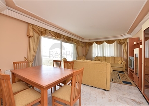 Меблированная квартира с двумя спальнями в Махмутларе 