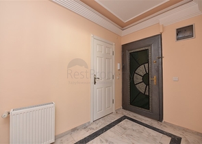 Меблированная квартира с двумя спальнями в Махмутларе 