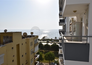 Меблированная квартира с двумя спальнями в Махмутларе 