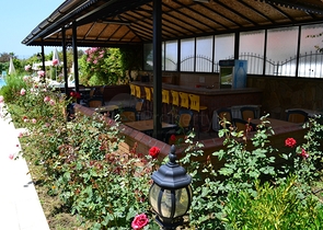 Меблированная квартира с двумя спальнями в Махмутларе 