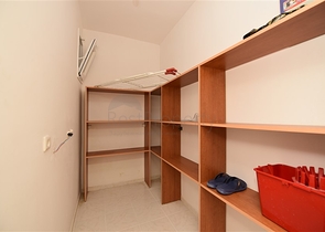 Меблированная квартира с двумя спальнями в Махмутларе 