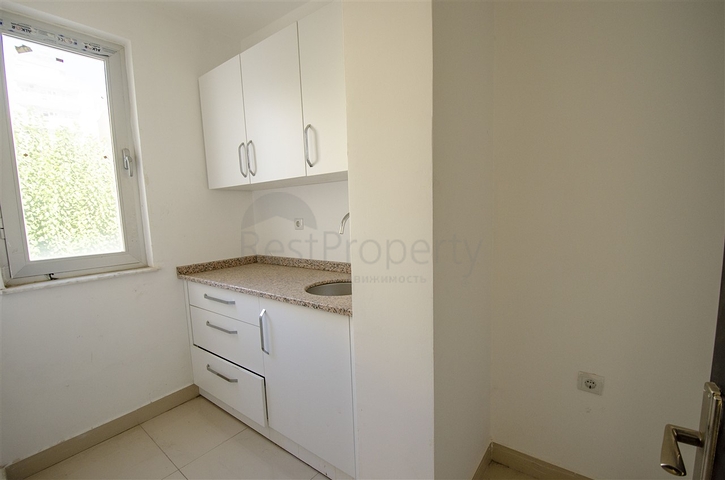 Продажа бизнес центра в районе Лара Анталья