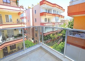 Меблированная квартира в центре Алании