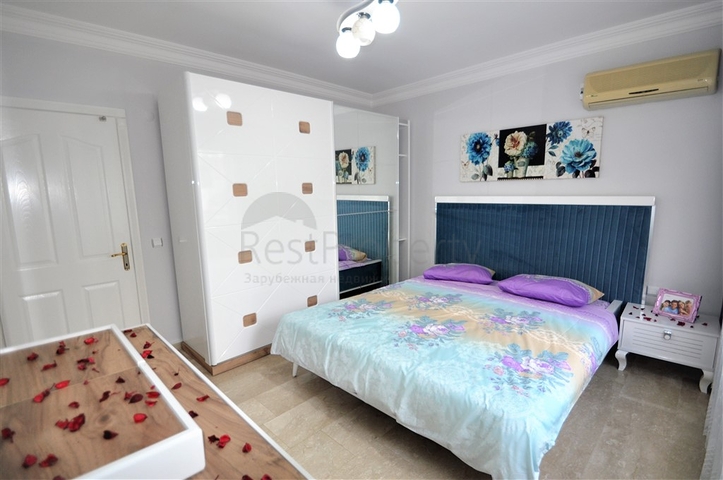 Трёхкомнатная квартира с мебелью в районе Оба