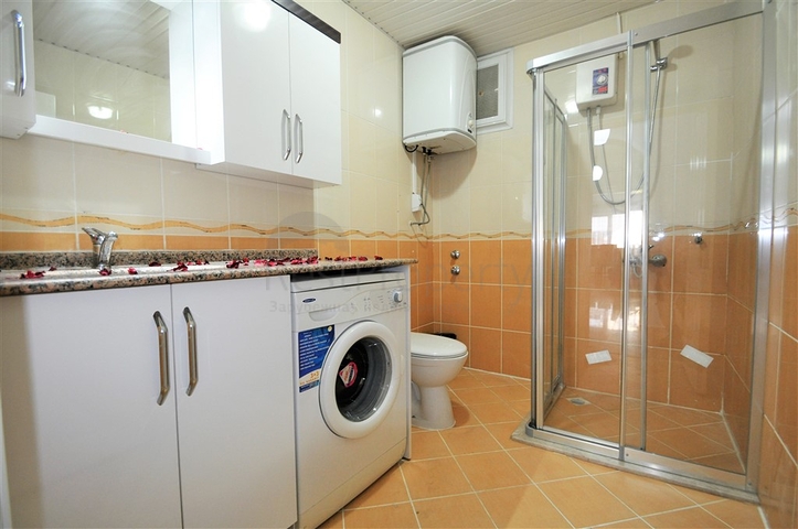 Трёхкомнатная квартира с мебелью в районе Оба